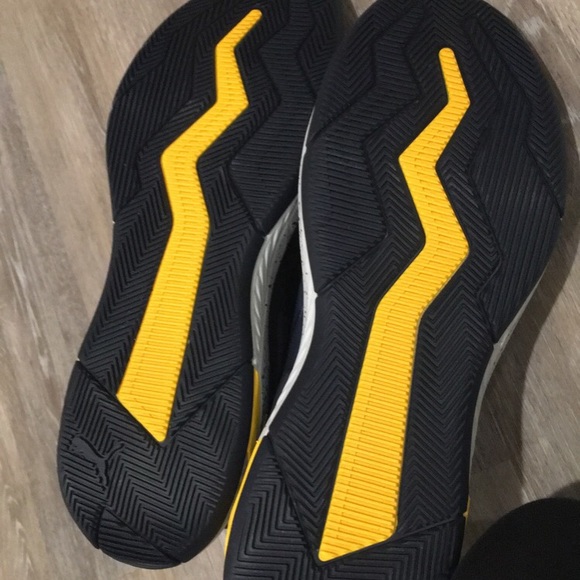 Men’s Size 14 PUMA Sneakers - Picture 5 of 6